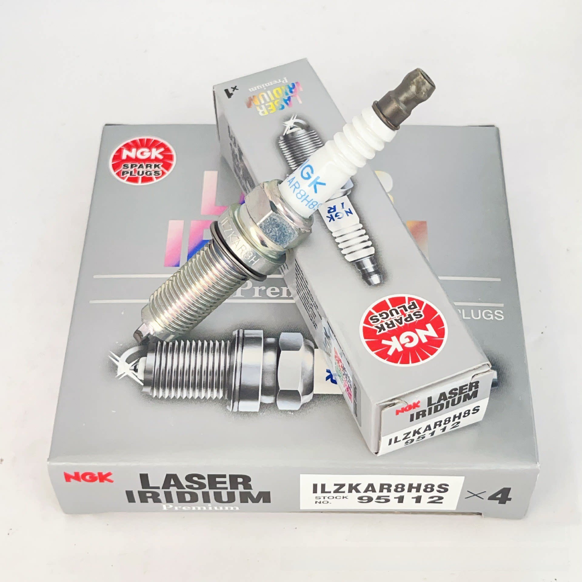 c44a60e9-4521-40fe-bd0c-d10120ed6af1 ILZKAR8H8S 【95112】NGK 铱铂金火花塞/12290-59B-003 (Honda) / LR091617 (Land Rover) - 图片 1